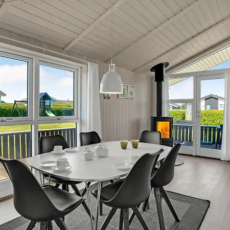 Beautiful In Haderslev With Kitchen Tatil Evi Flovt